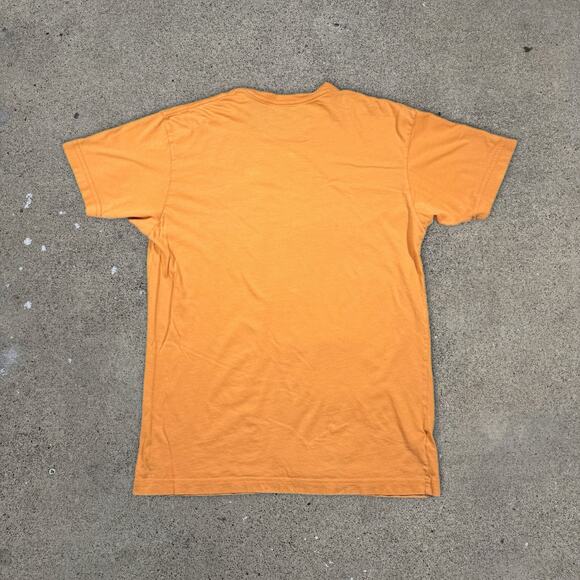 Y2K Billabong Surf Grunge Skull Wings Graphic T Shirt Size S 18x26 - Picture 4 of 7